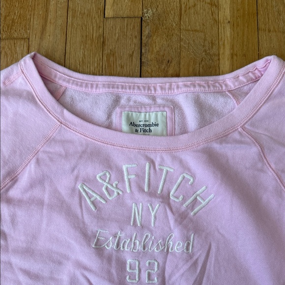 Abercrombie & Fitch Light Pink Pullover - Picture 4 of 5